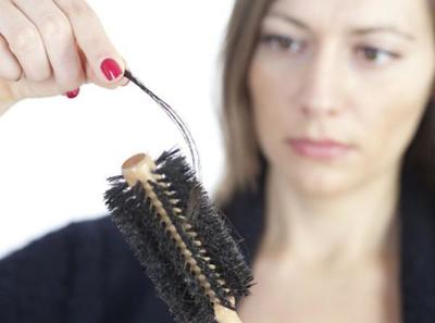 頭發(fā)大把大把的掉！一檢查居然是因為頭發(fā)護理產(chǎn)品